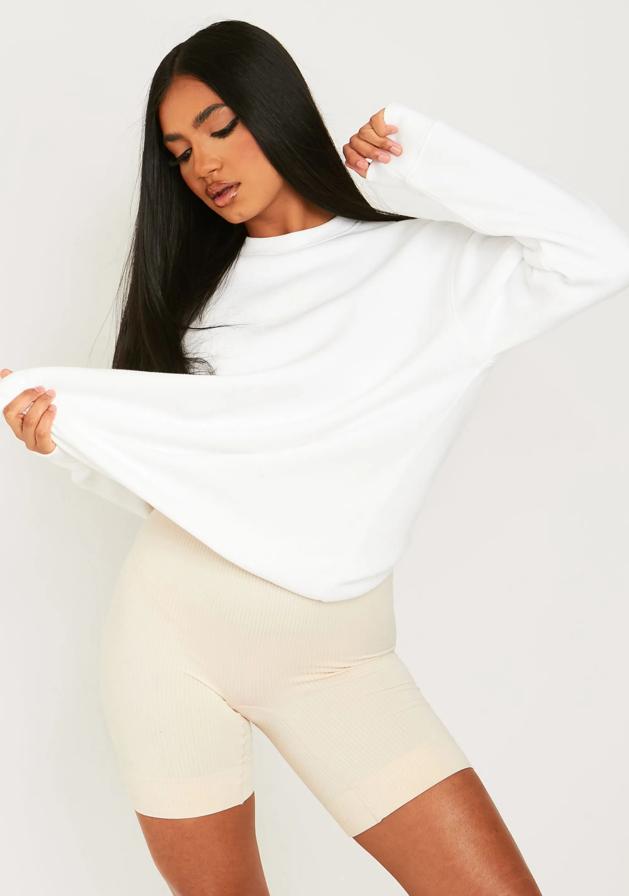 Missy Empire Esther Cream Oversized Sweatshirt^Women Loungewear