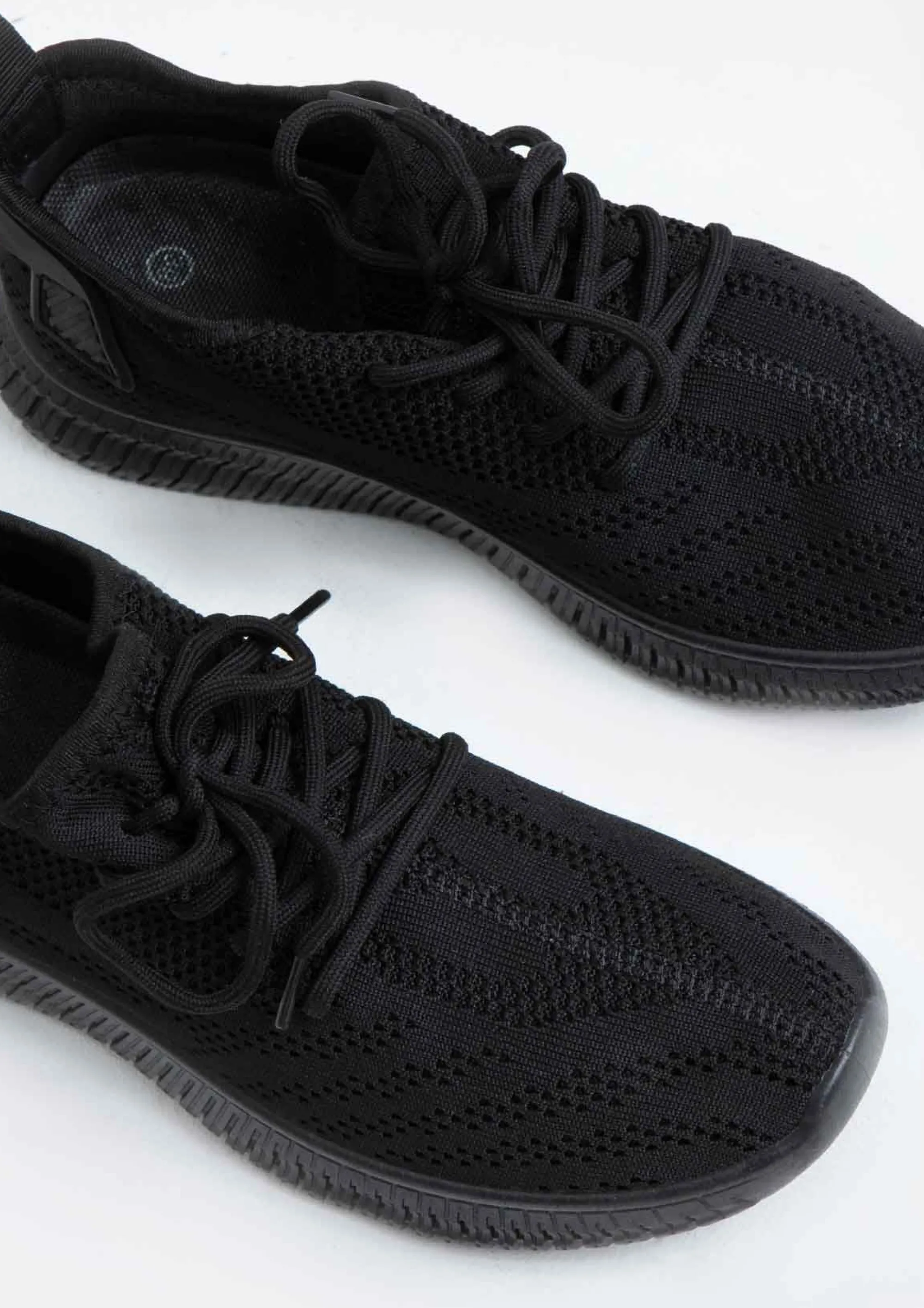 Missy Empire Hannah Black Knitted Trainers^Women Trainers