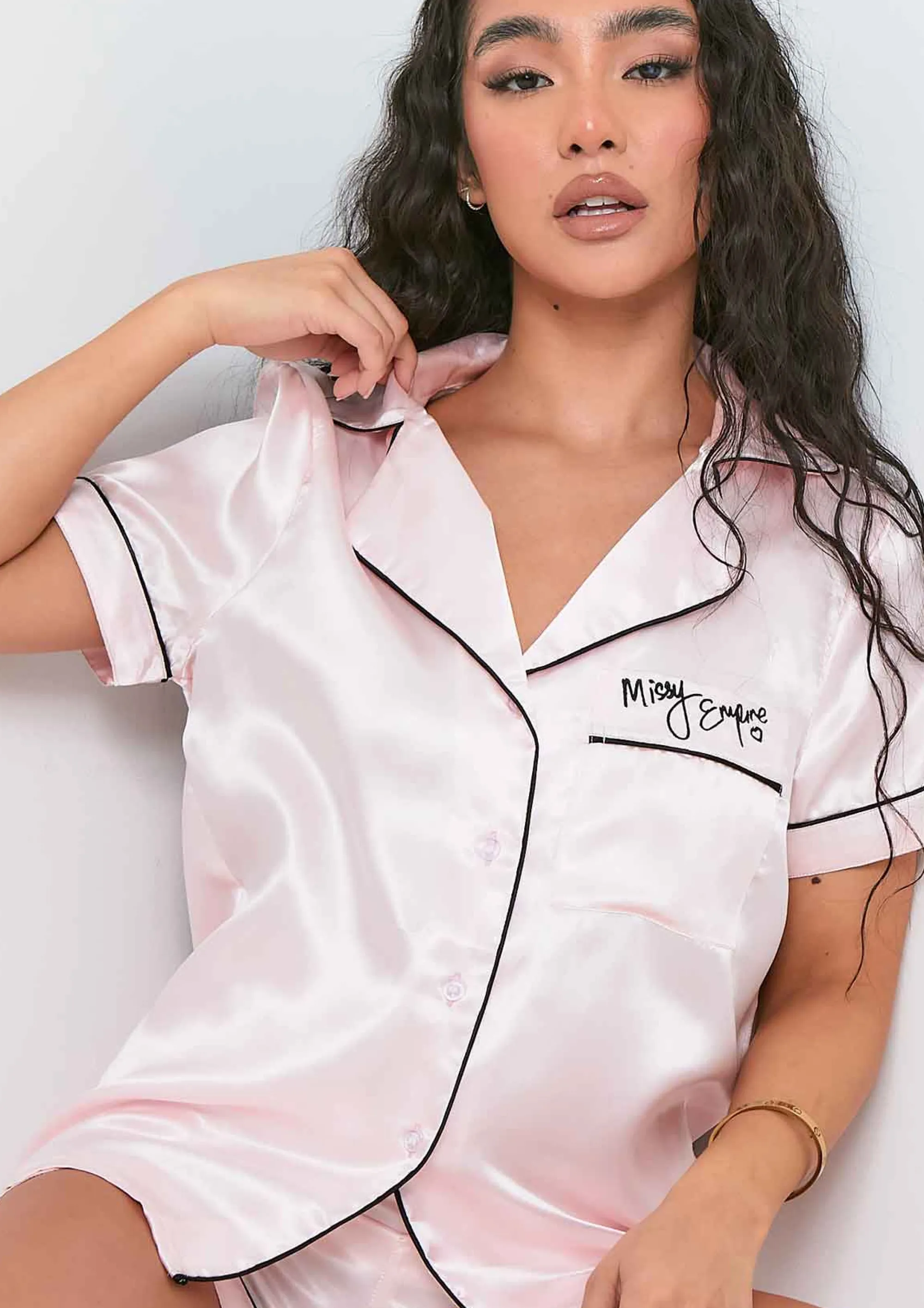 Missy Empire Miley Pink Piping Detail Shorts Pyjama Set^Women Nightwear