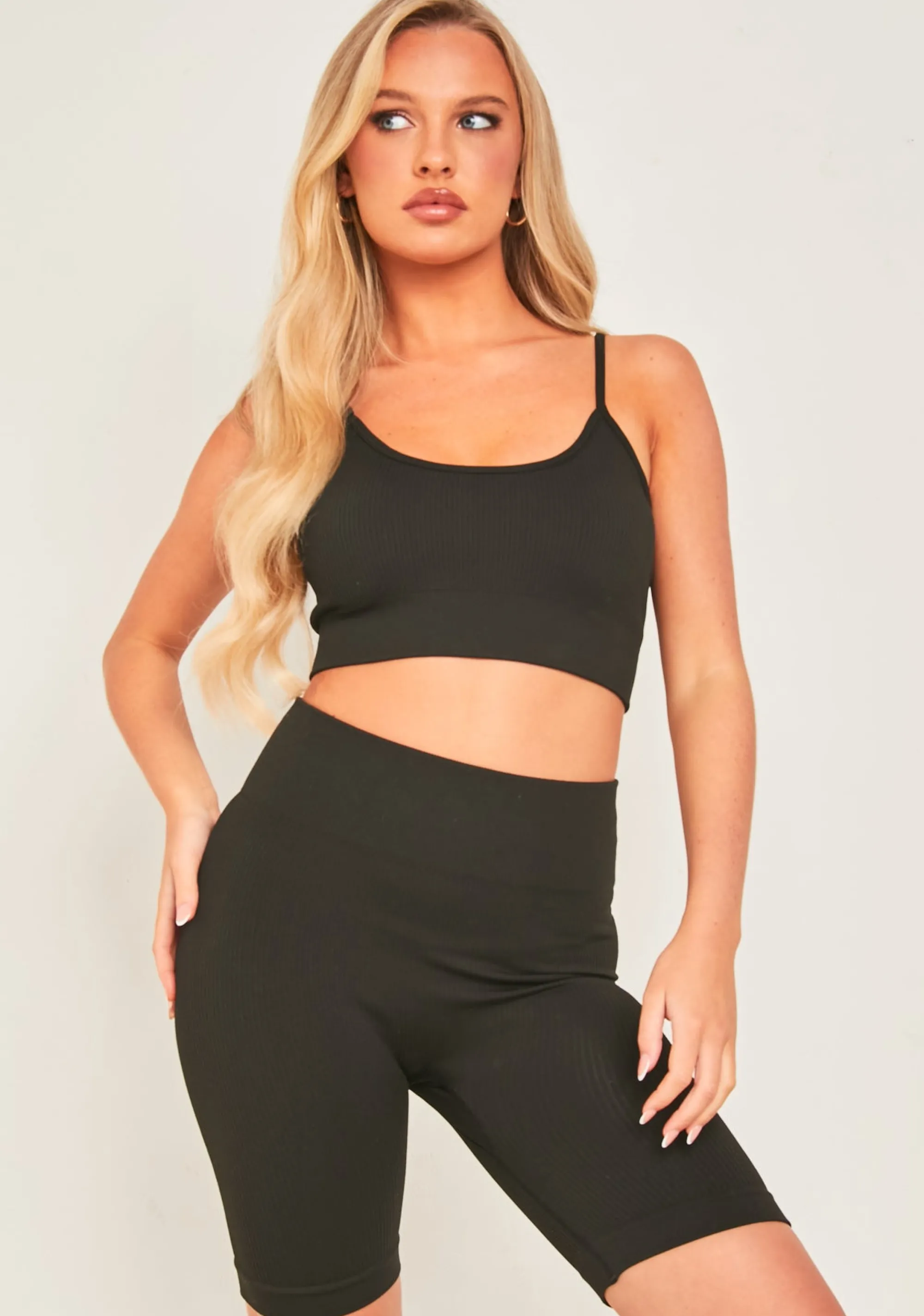 Missy Empire Milly Black Seamless Built In Bra Top And Shorts Set^Women Seamless & Shapewear