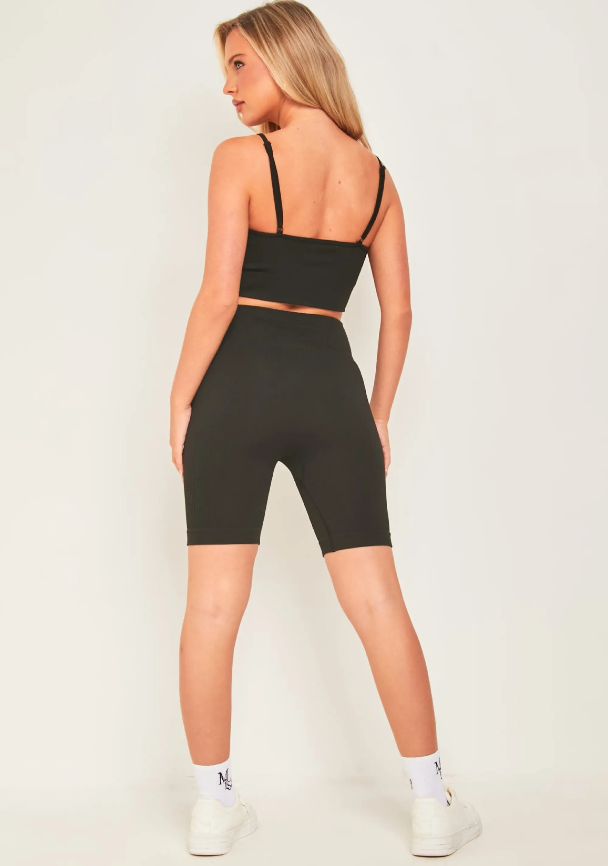 Missy Empire Milly Black Seamless Built In Bra Top And Shorts Set^Women Seamless & Shapewear