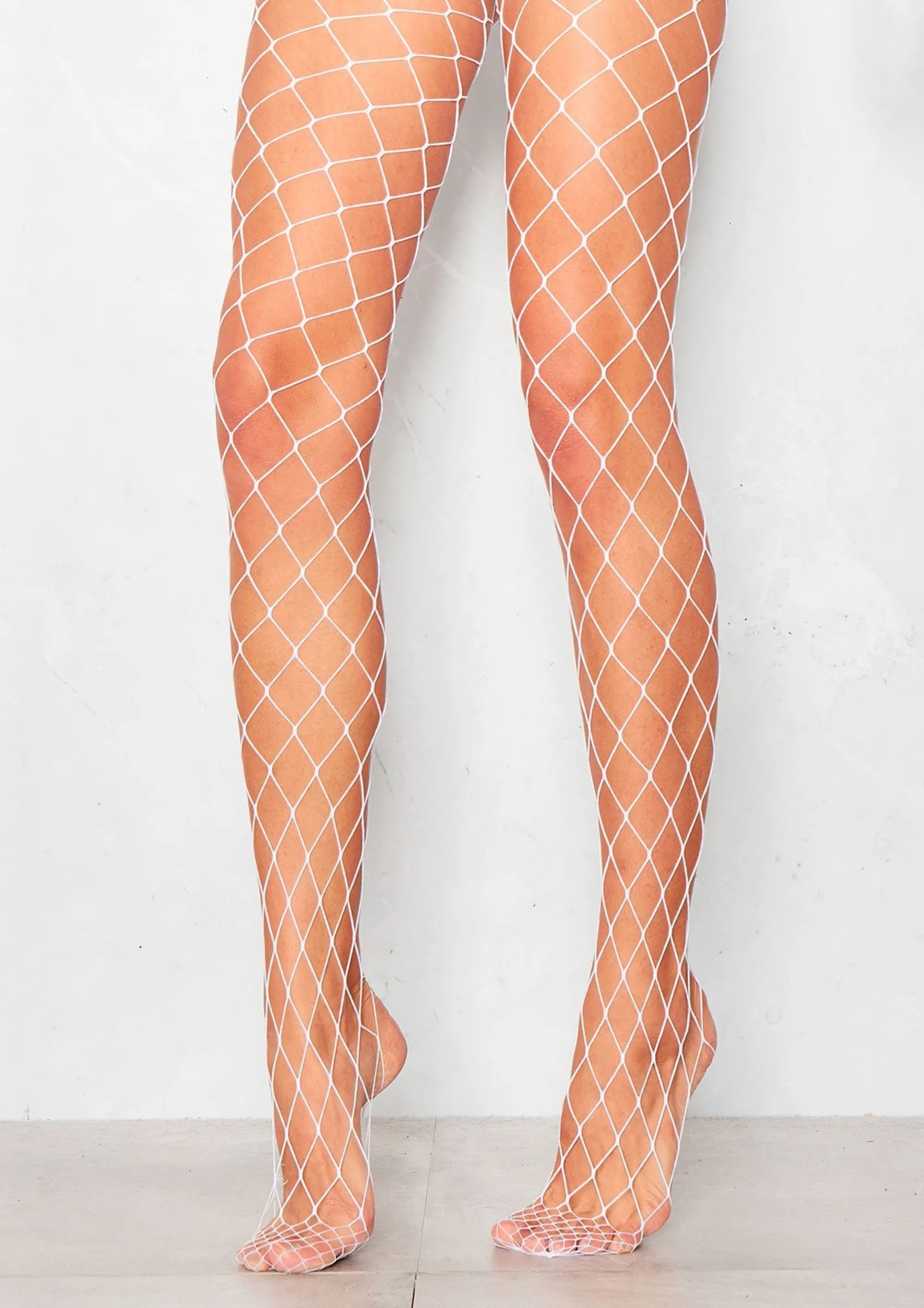 Missy Empire Neda White Large Fishnet Tights^Women Socks & Tights