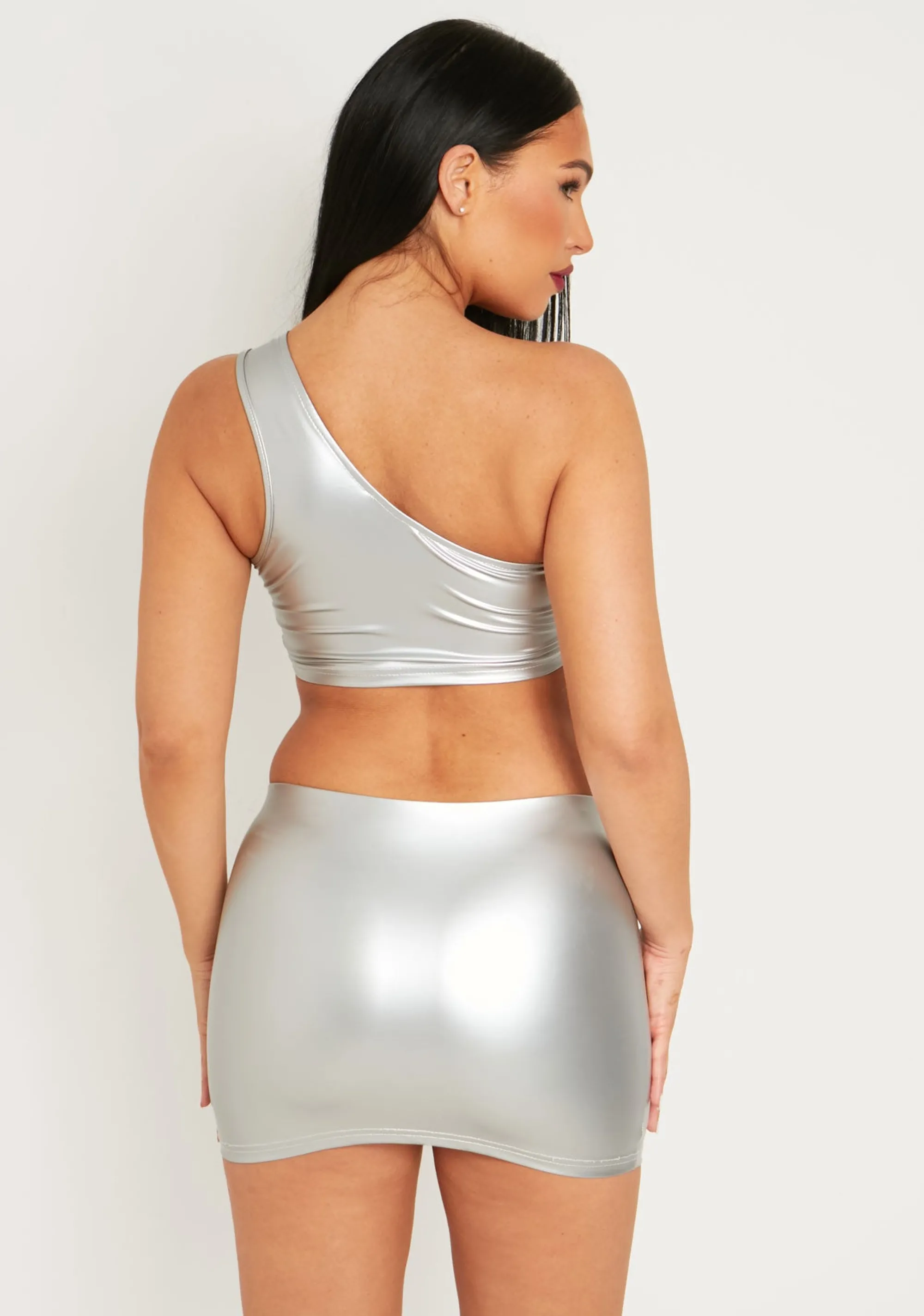 Missy Empire Nikita Silver Metallic One Shoulder Crop Top Fashion