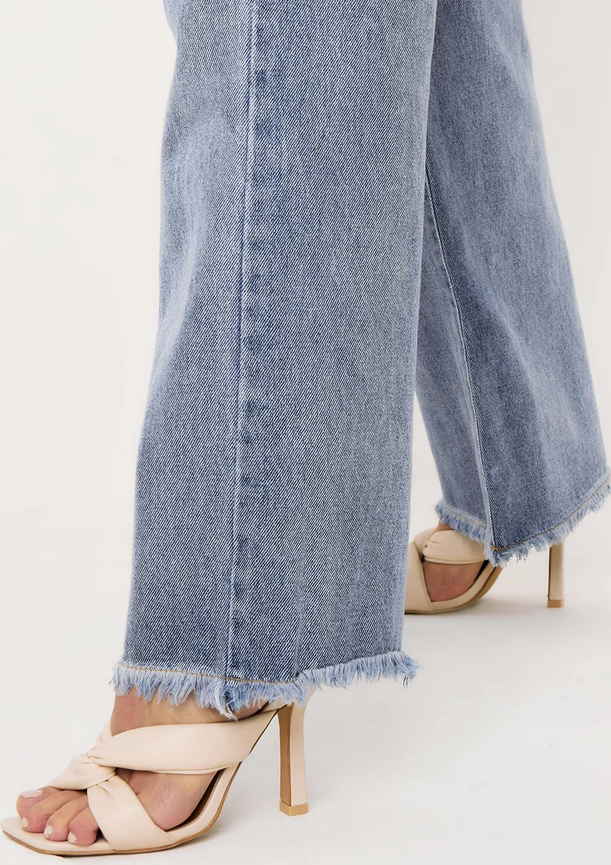 Missy Empire Phoebe Denim Light Wash Frayed Raw Hem Jeans Discount