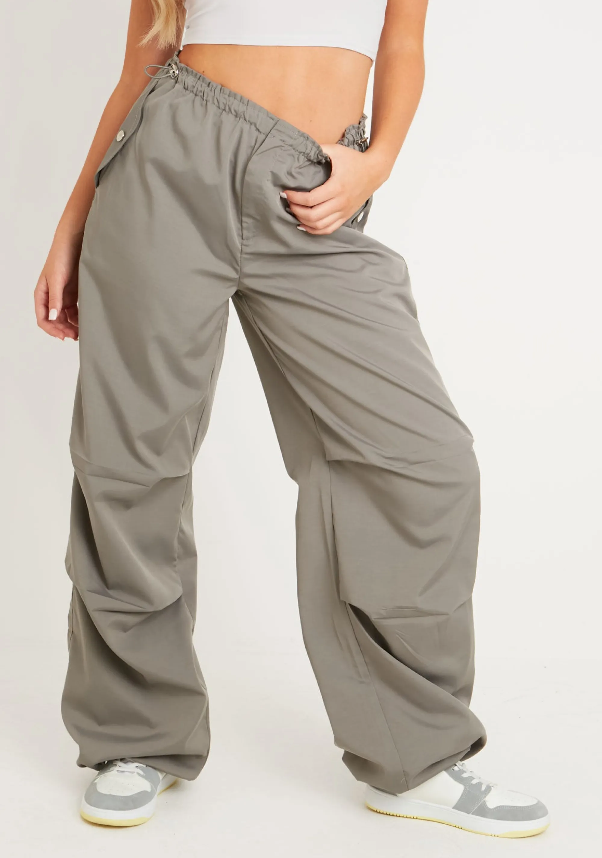 Missy Empire Samantha Charcoal Parachute Cargo Pants^Women Trousers