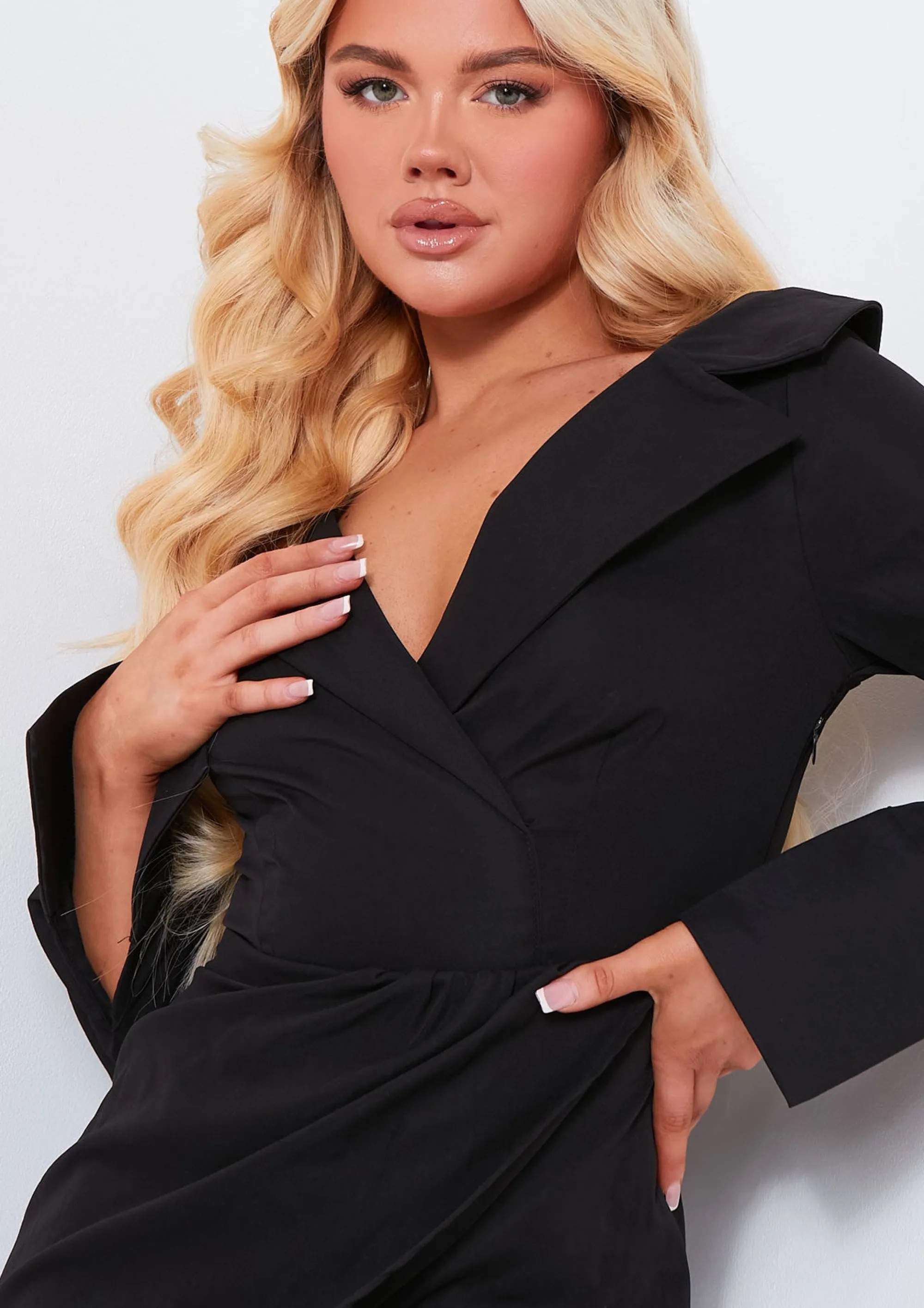 Missy Empire Sarai Black Plunge Wrap Around Blazer Dress^Women Dresses