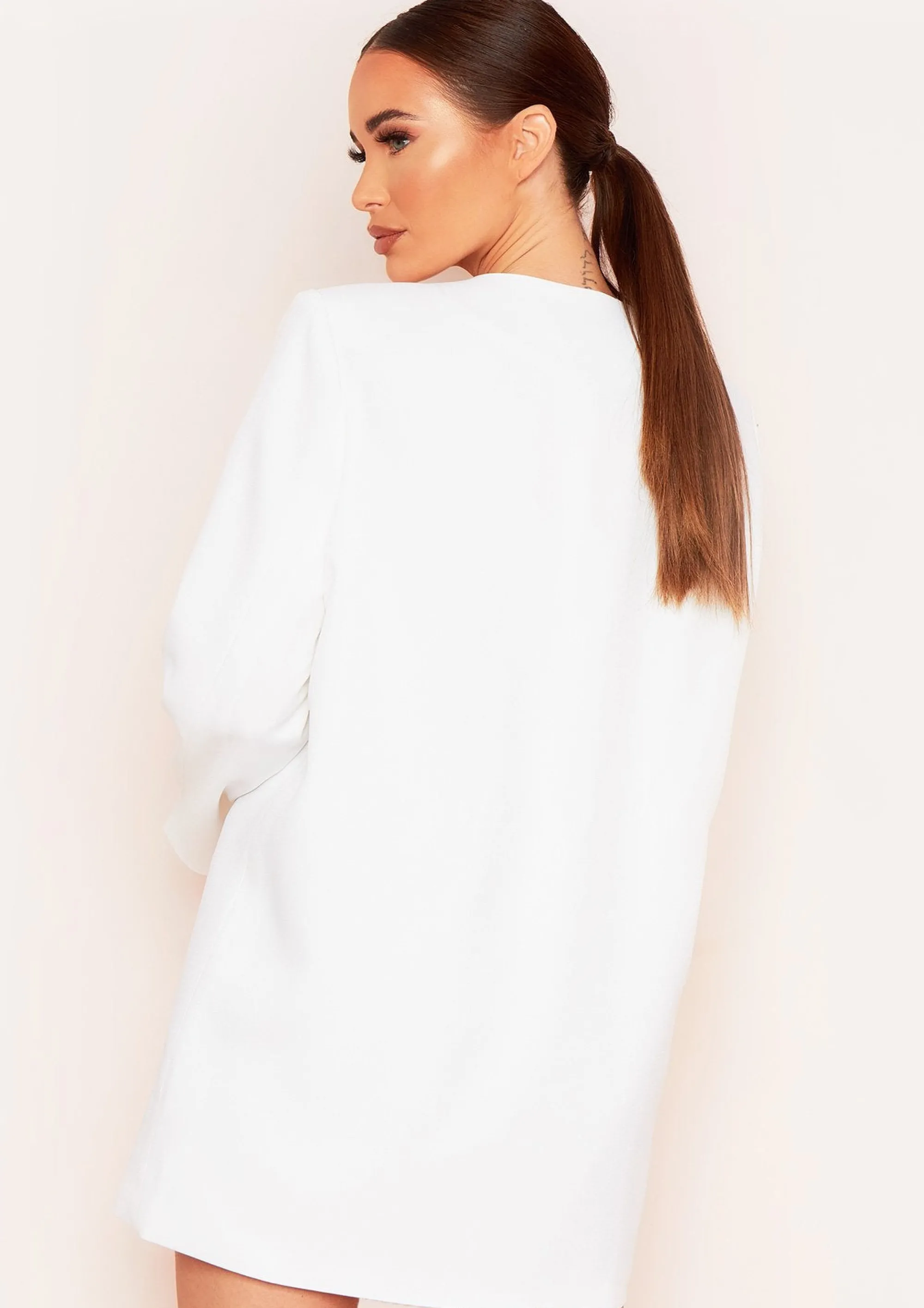 Missy Empire Sasha White Plunge Collarless Longline Oversized Blazer Sale