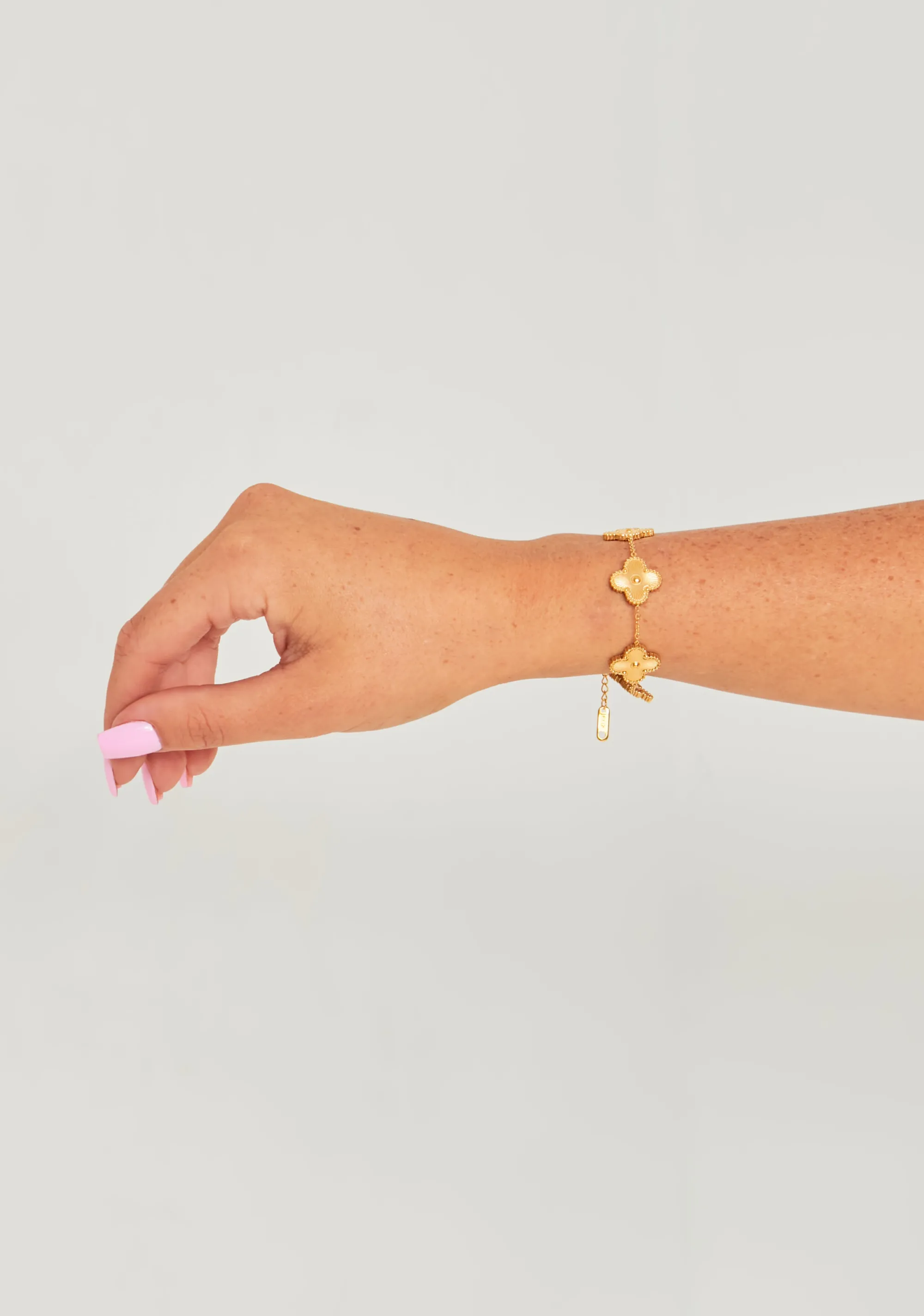 Missy Empire Shanice Gold Flower Bracelet^Women Bracelets